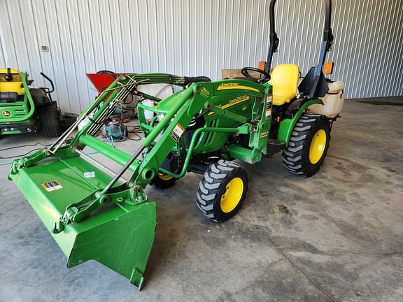 Image of John Deere 2320 Primary image