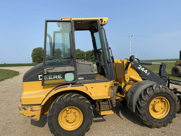 Main image John Deere 244J