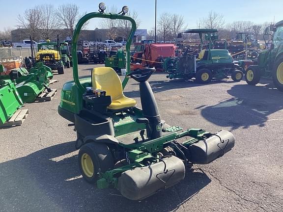 Image of John Deere 2500E equipment image 1