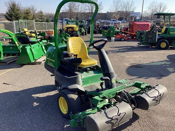Image of John Deere 2500E equipment image 1