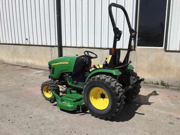 Image of John Deere 2520 equipment image 2