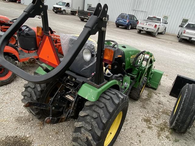 Image of John Deere 2520 equipment image 4
