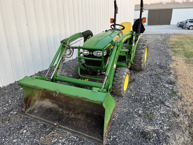 Image of John Deere 2520 equipment image 2