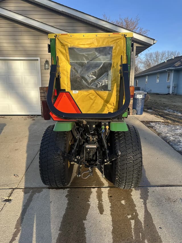 Image of John Deere 2520 equipment image 3