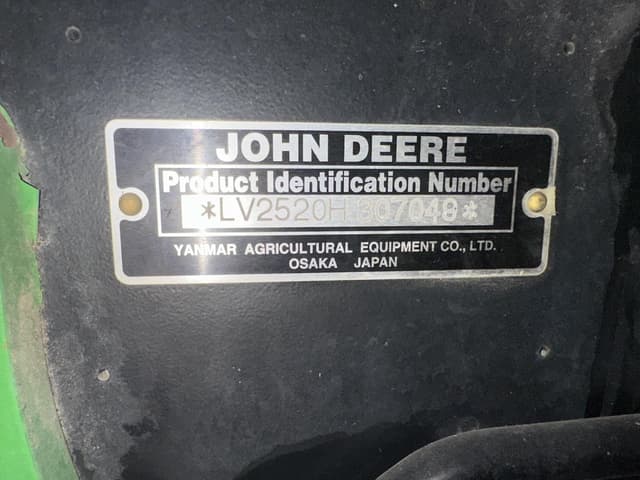 Image of John Deere 2520 equipment image 4