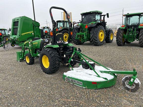 Image of John Deere 2520 equipment image 1