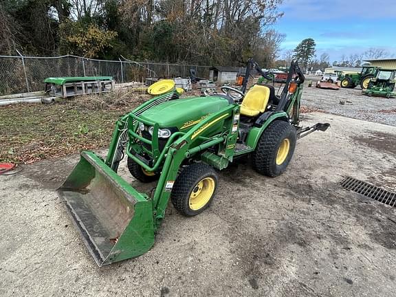 Image of John Deere 2520 equipment image 2