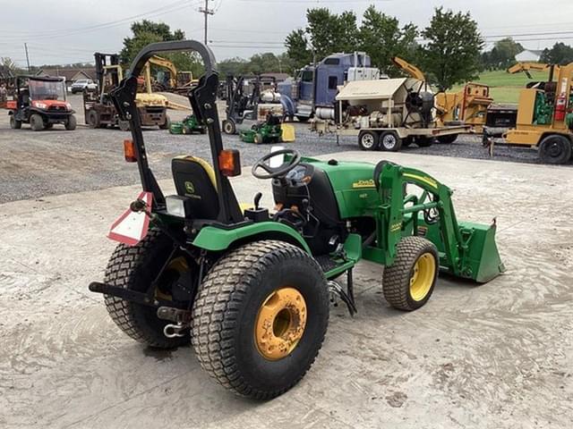 Image of John Deere 2520 equipment image 3