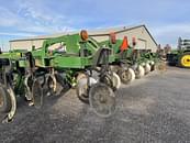 Thumbnail image John Deere 2700 6