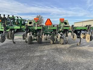 Main image John Deere 2700 8