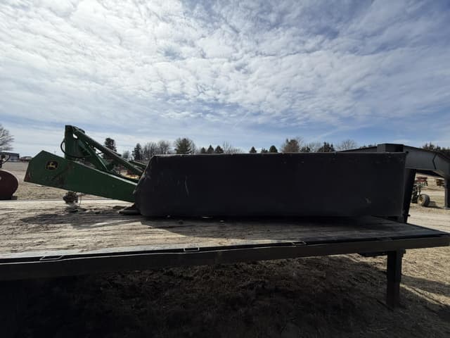 Image of John Deere 275 equipment image 2