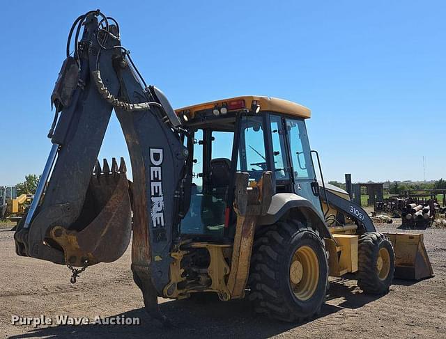 Image of John Deere 310SJ equipment image 4