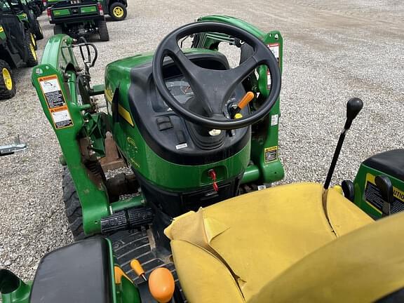 Image of John Deere 3120 equipment image 4