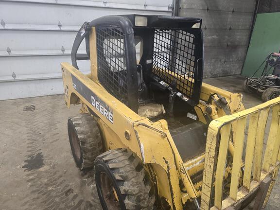 Image of John Deere 317 equipment image 3