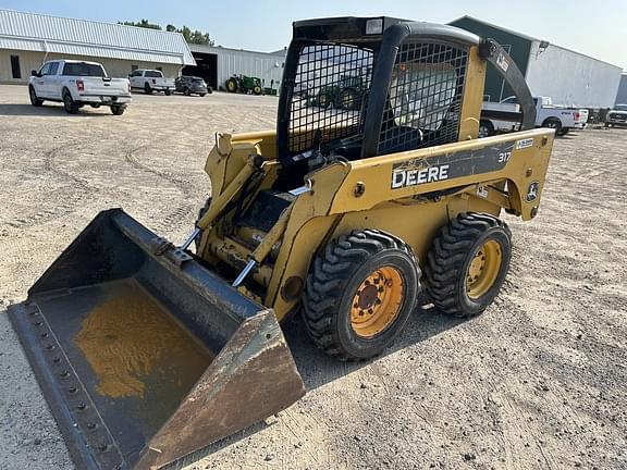 Image of John Deere 317 equipment image 4