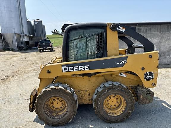 Image of John Deere 320 Primary image