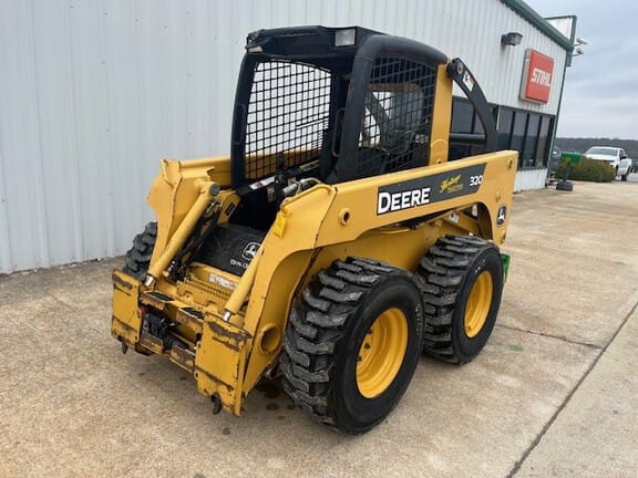 Main image John Deere 320