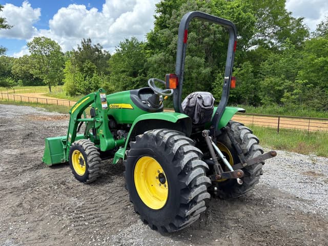 Image of John Deere 3203 equipment image 2