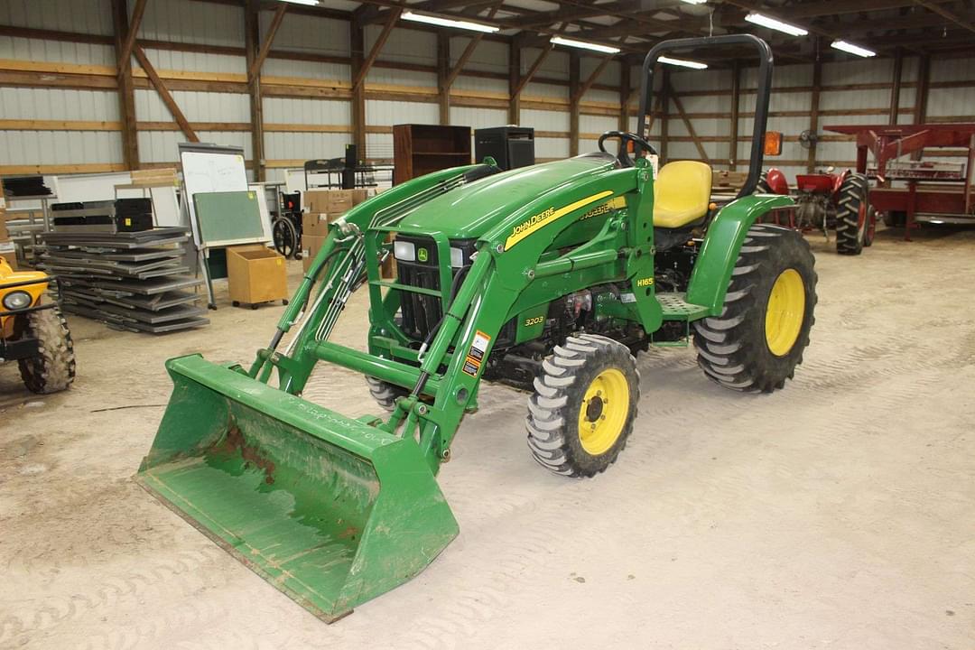 Image of John Deere 3203 Primary image