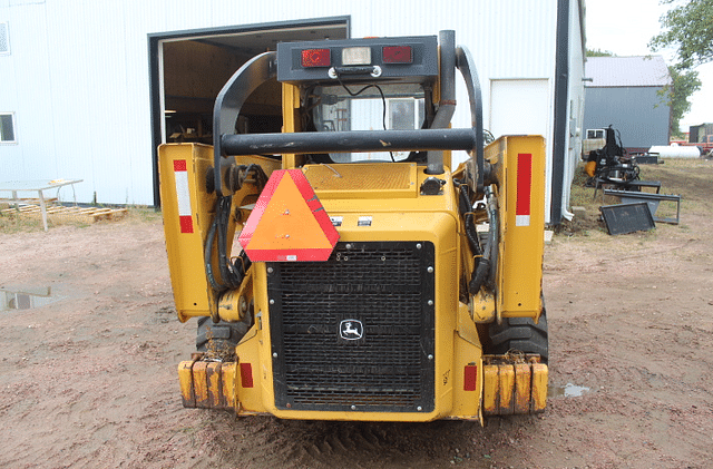 Image of John Deere 325 equipment image 4