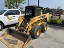 2007 John Deere 325 Image