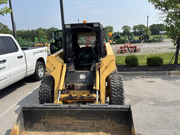 Image of John Deere 325 equipment image 2