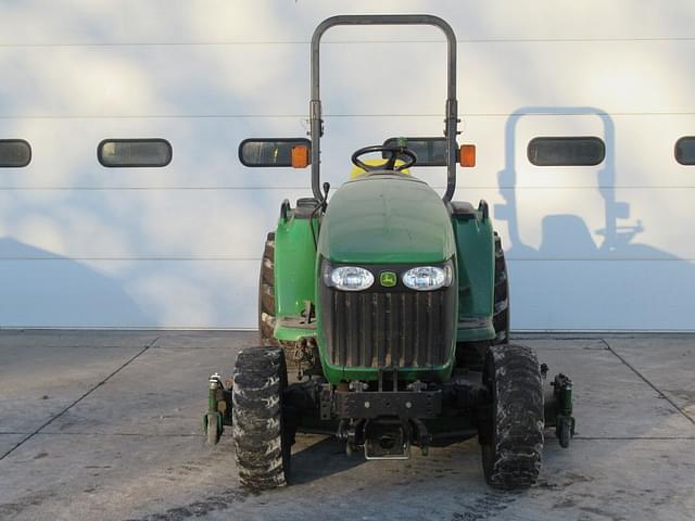 Image of John Deere 3320 equipment image 3