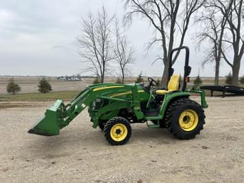 Main image John Deere 3320