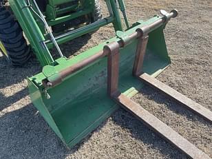 Main image John Deere 3320 11