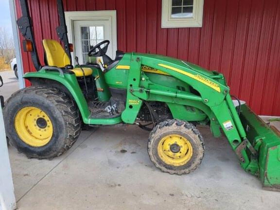 Image of John Deere 3320 Primary image