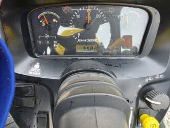 Image of John Deere 3320 equipment image 3