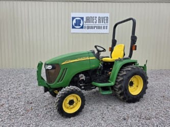 2007 John Deere 3320 Equipment Image0
