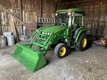 Main image John Deere 3320