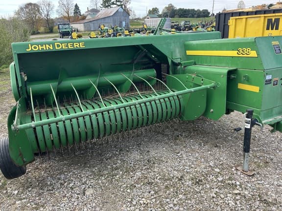 Image of John Deere 338 equipment image 4
