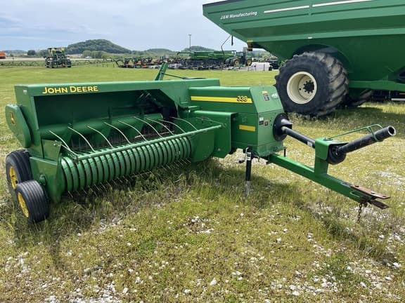 Image of John Deere 338 equipment image 3