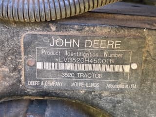 Image of John Deere 3520 equipment image 3