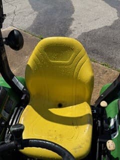 Image of John Deere 3520 equipment image 4