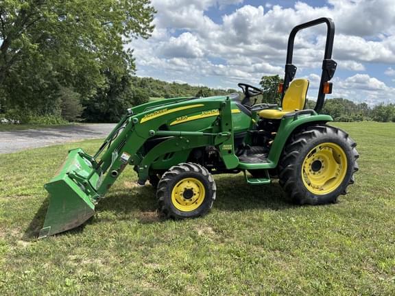 Image of John Deere 3520 Primary image