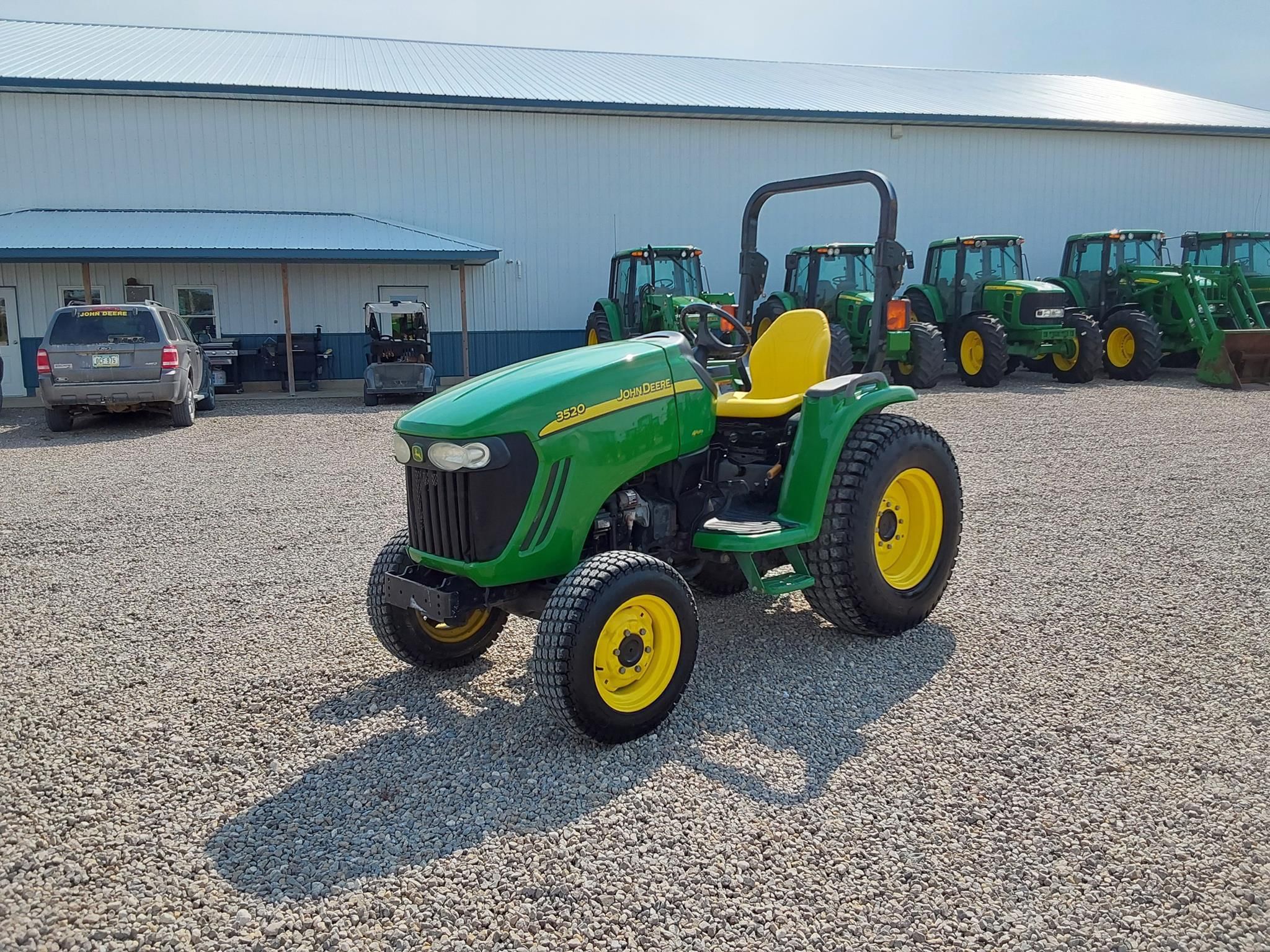 2007 John Deere 3520 Equipment Image0