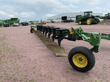 Main image John Deere 3710