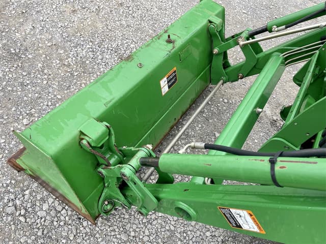 Image of John Deere 3720 equipment image 4