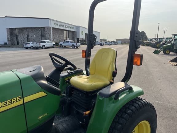 Image of John Deere 3720 equipment image 4