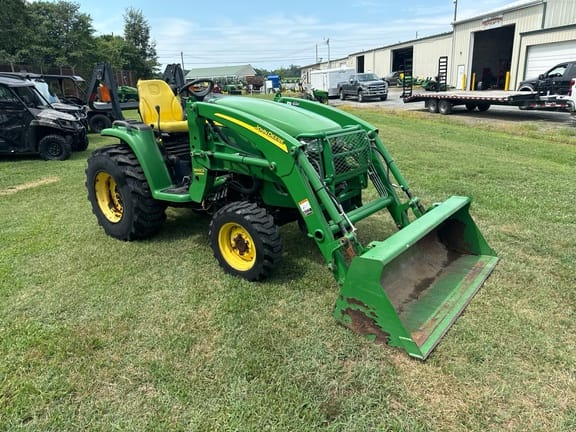 Main image John Deere 3720