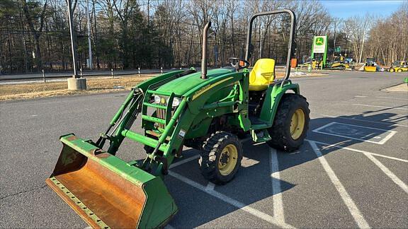 Image of John Deere 3720 equipment image 2