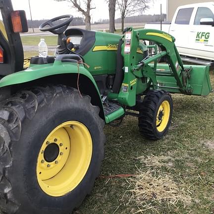 Image of John Deere 3720 equipment image 1