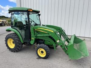 2007 John Deere 3720 Image