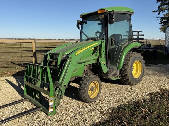 Main image John Deere 3720