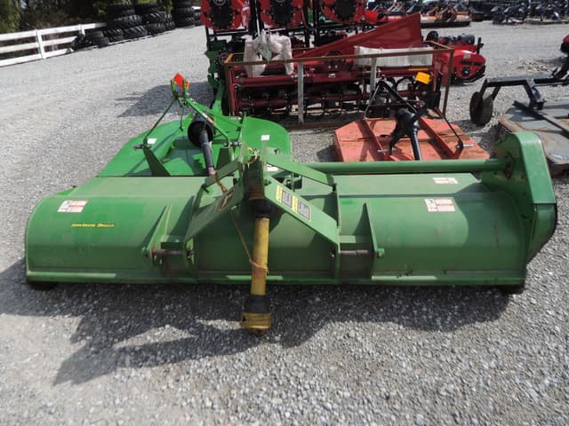 Image of John Deere 390 equipment image 2