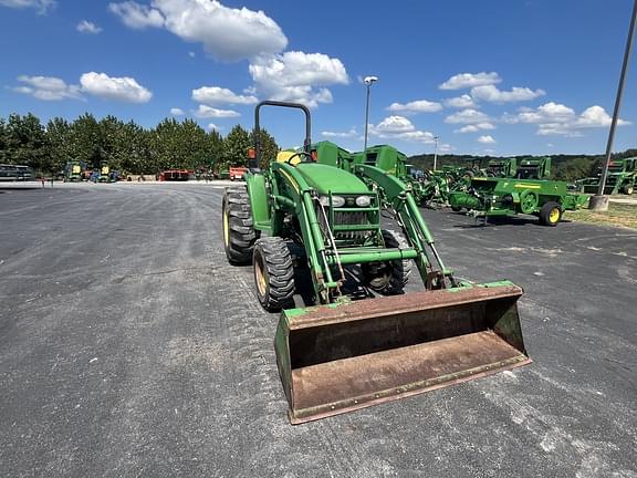 Image of John Deere 4120 equipment image 4