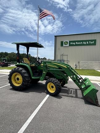 Image of John Deere 4120 Primary image